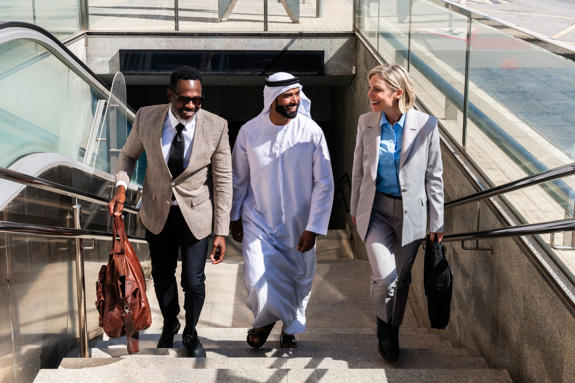 Group of multiethnic business people meeting an emirati businessman